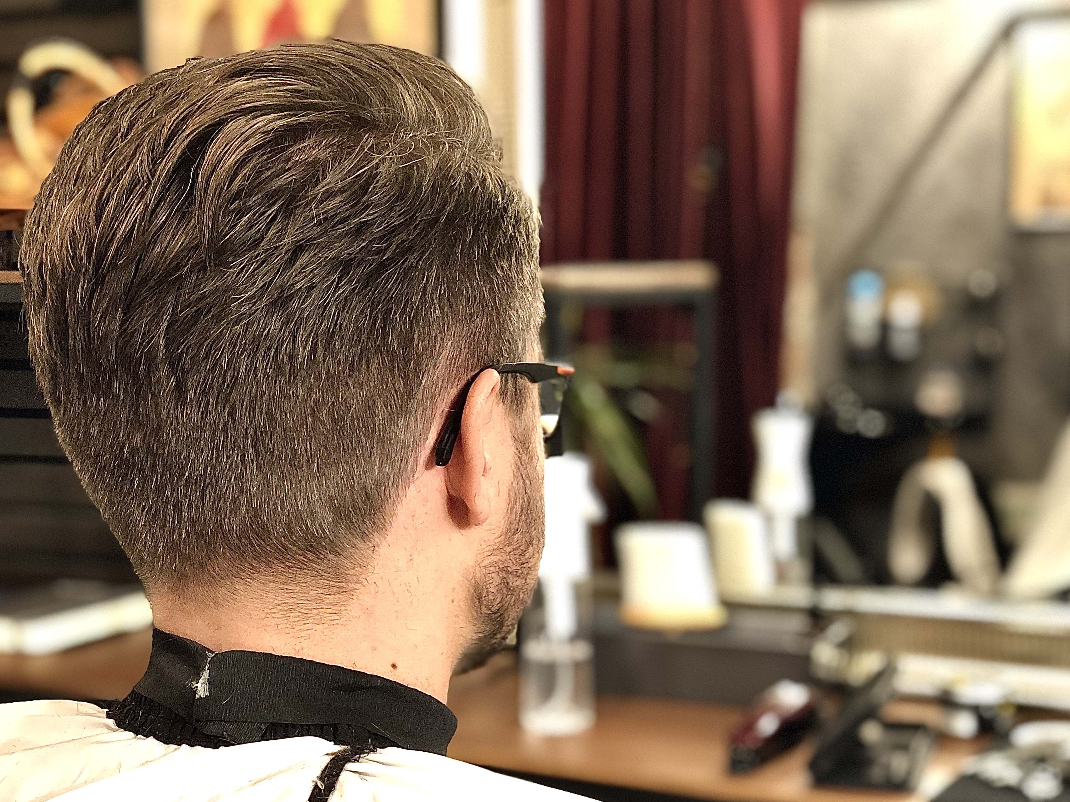 Hårklipp i barberstol — Eduardo's Barbershop Oslo